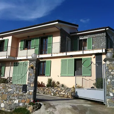 Ariadamare 3*