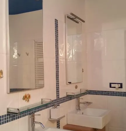 Oda ve Kahvaltı Ariadamare 3*